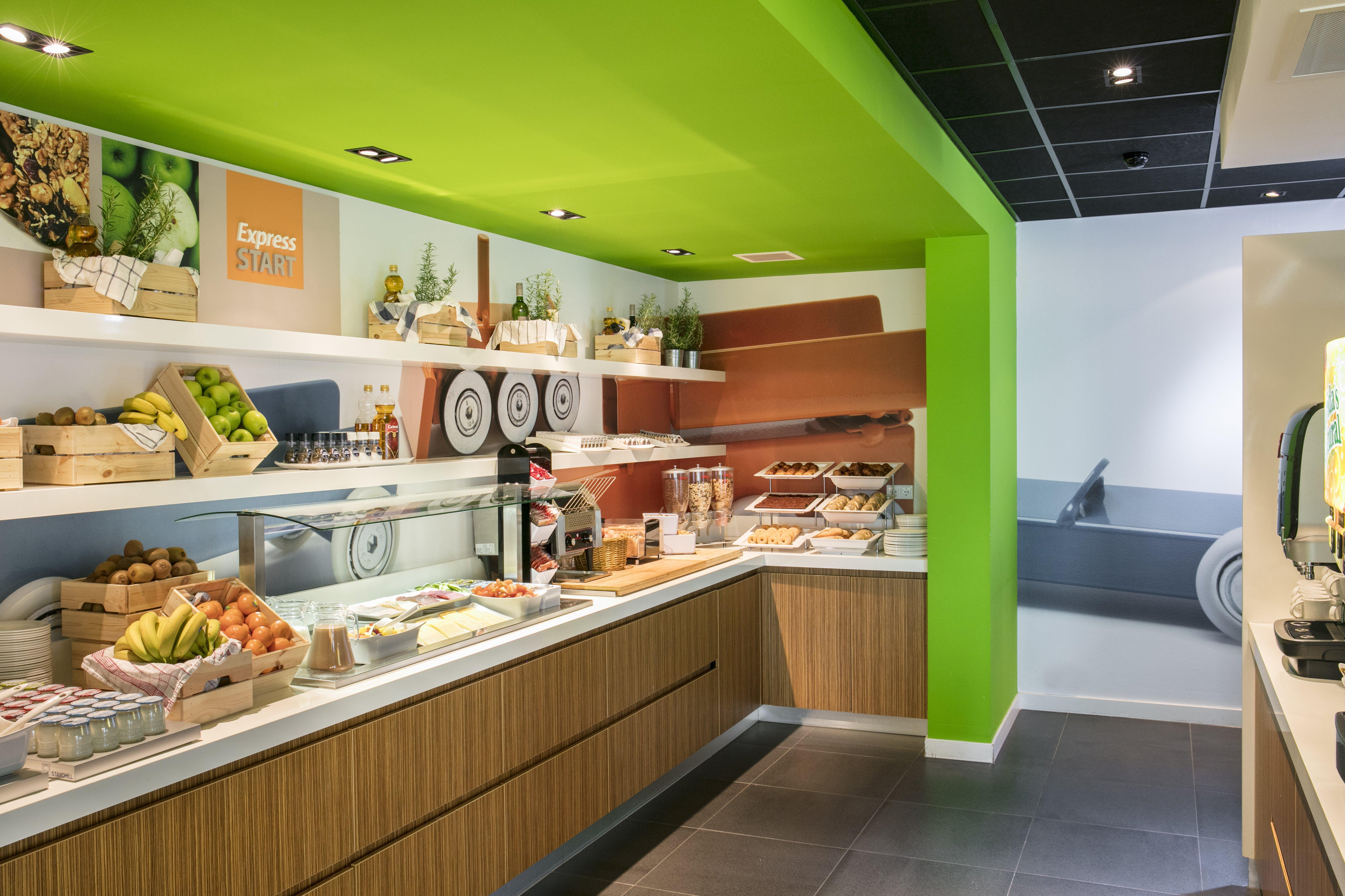 Holiday Inn Express Utrecht - Papendorp By Ihg Exterior foto